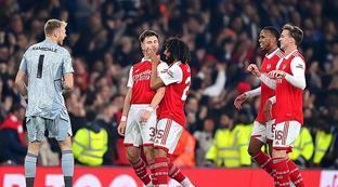 他不仅在英 他不仅在英